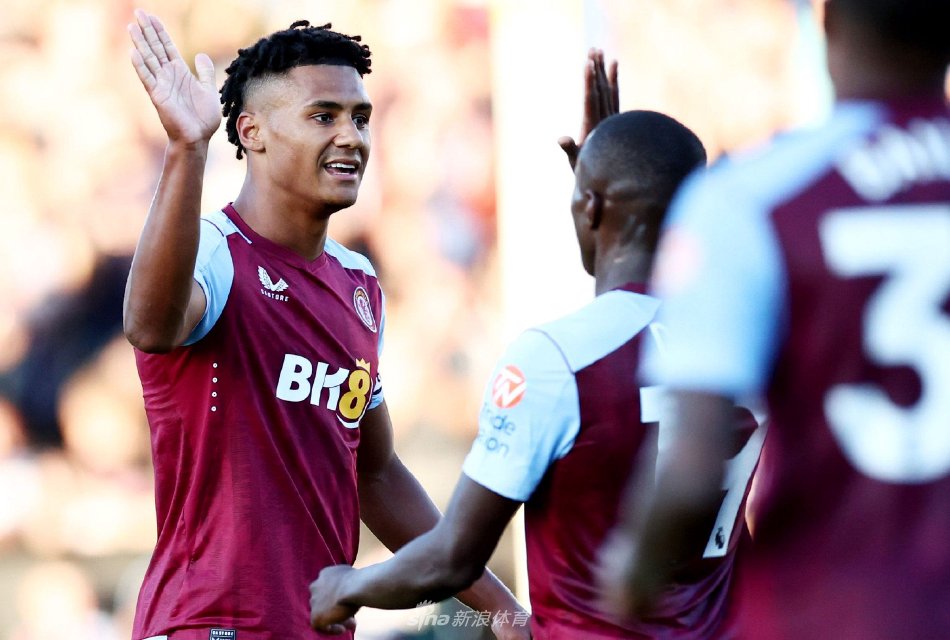 他贡献了 他贡献了